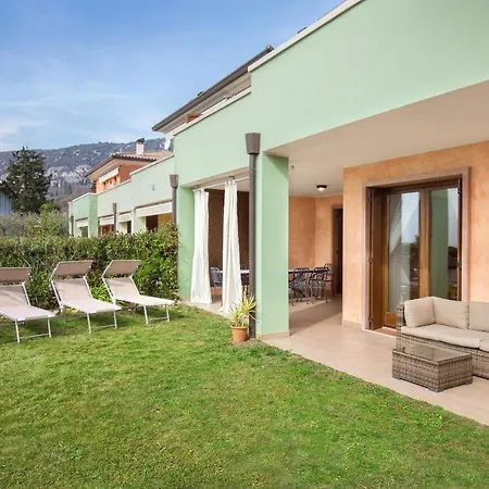 Apartmán Regina Gardesana With Pool *