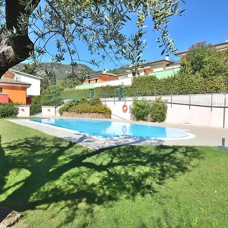 Apartmán Regina Gardesana With Pool *